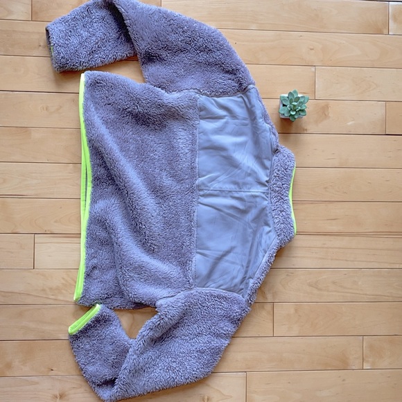 Nike cropped pullover - Picture 3 of 4